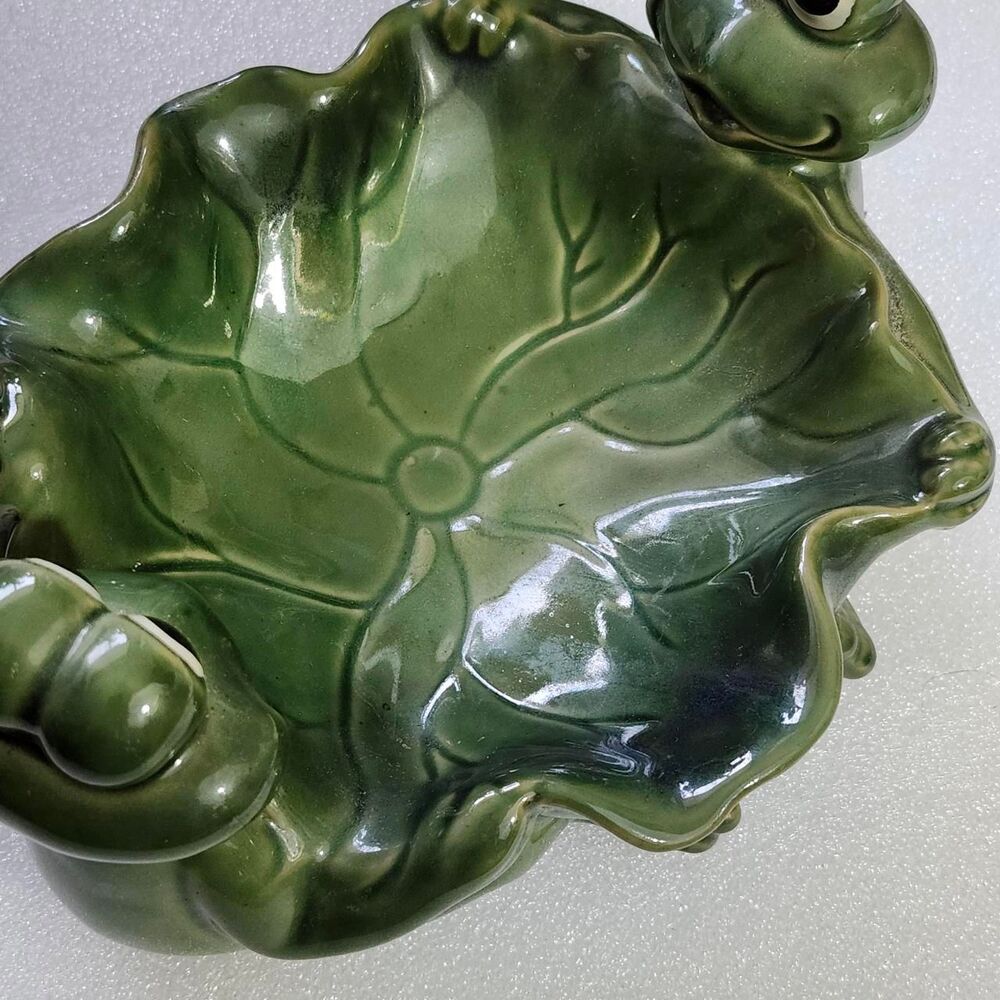 Ceramic Frog Candy dish Unbranded Green